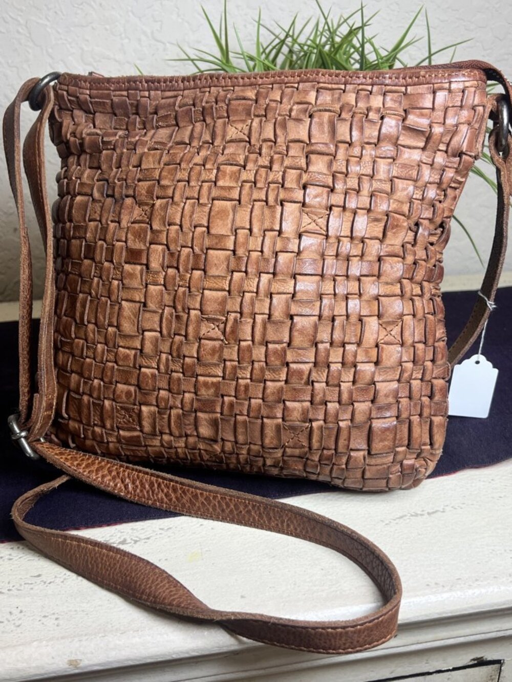 VILENCA HOLLAND Distressed Woven leather Brown Crossbody Purse Bag